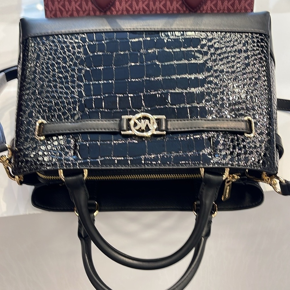 MICHAEL KORS Reed Lg Leather Belted Satchel Crossbody Handbag CZ
Crocodile - Picture 6 of 16